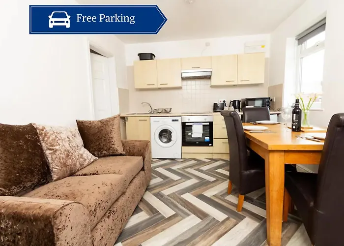 Cosy & Compact Apartment In Swinton