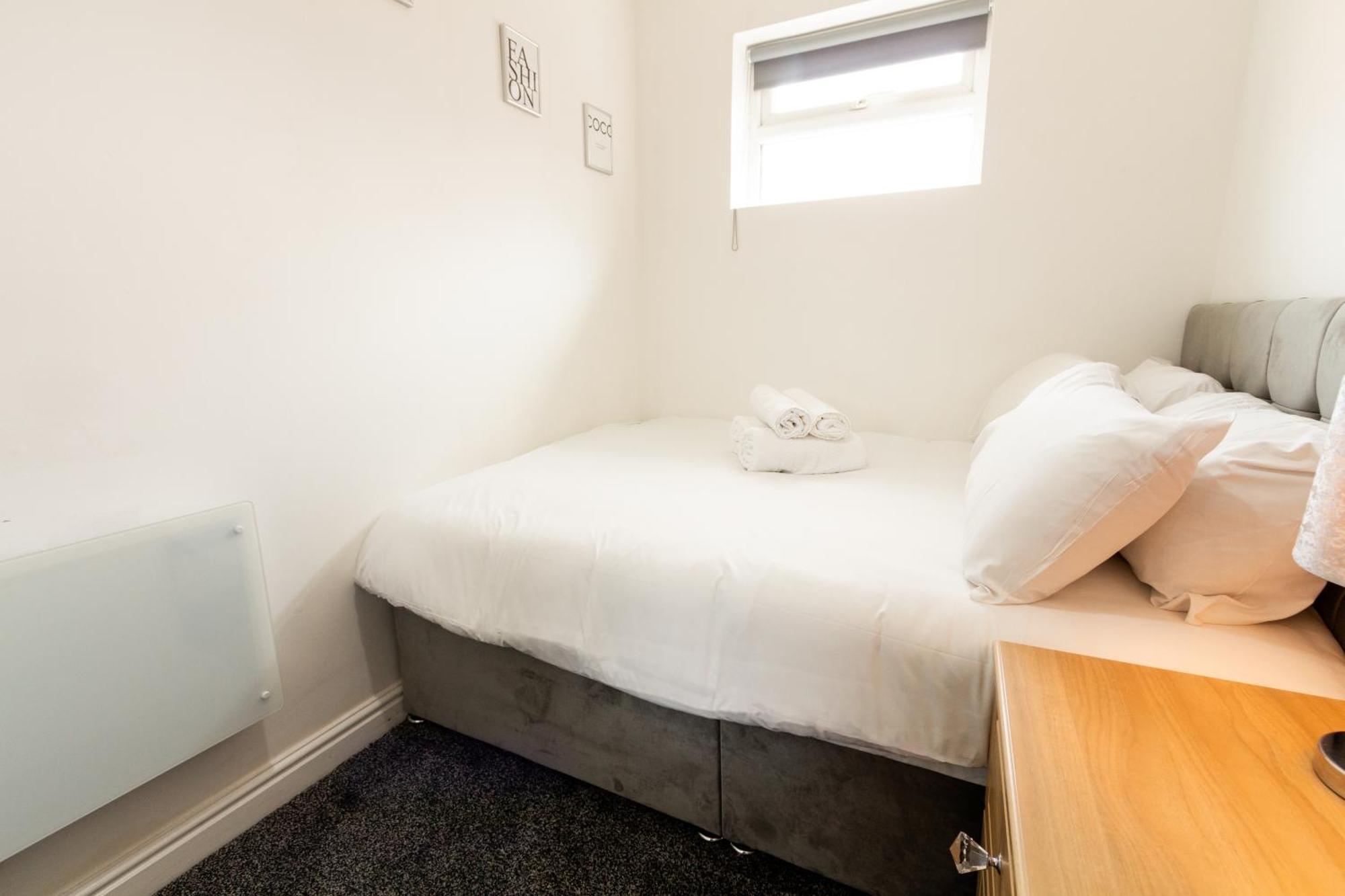 Cosy & Compact In Swinton * Manchester