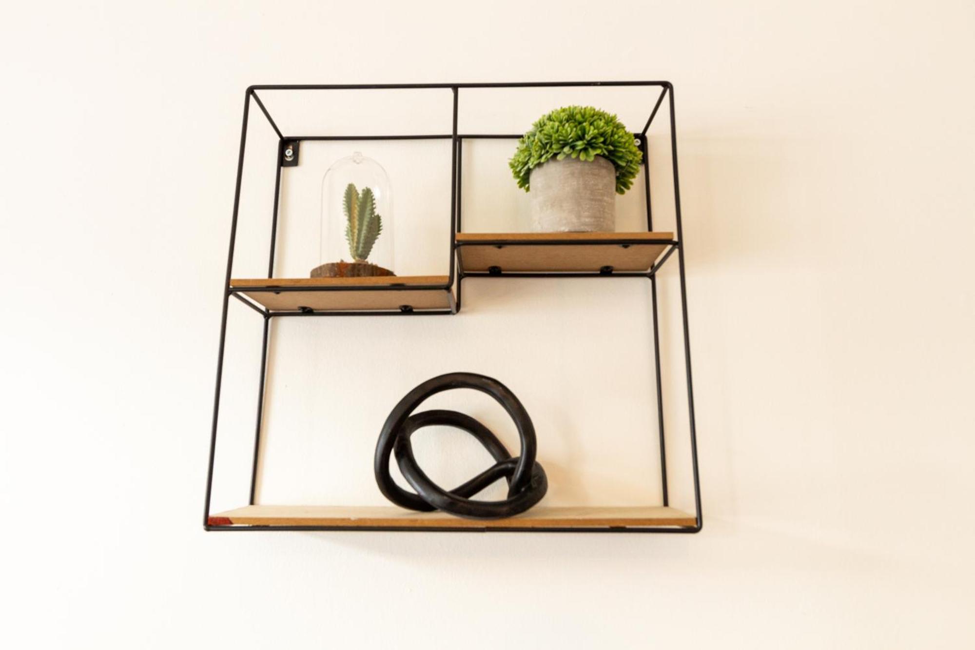 Cosy & Compact In Swinton Apartment